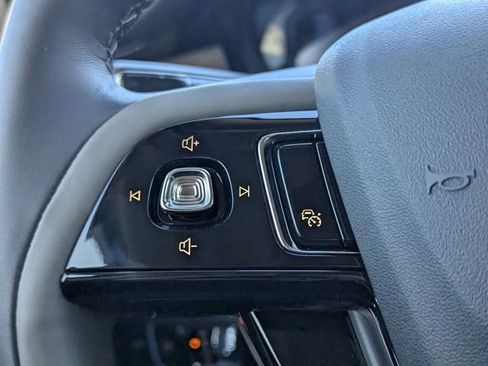 New 2025 Lincoln Corsair Reserve w/ Equipment Group 202A image 25