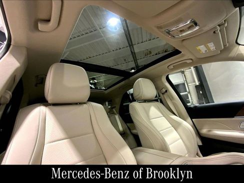 Used 2025 Mercedes-Benz GLE 350 4MATIC image 16