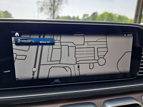New 2026 Mercedes-Benz GLS 450 4MATIC image 25