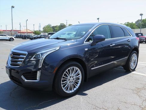 Used 2018 Cadillac XT5 Luxury w/ Driver Awareness Package FWD image 8