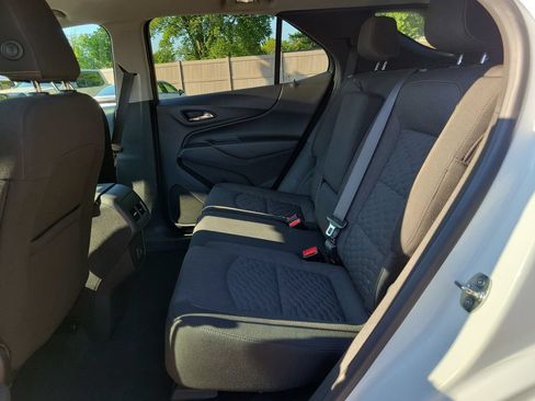 Used 2021 Chevrolet Equinox LT FWD image 15