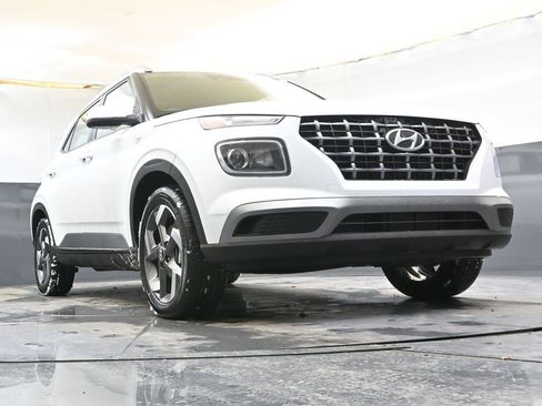 New 2026 Hyundai Venue SEL image 45