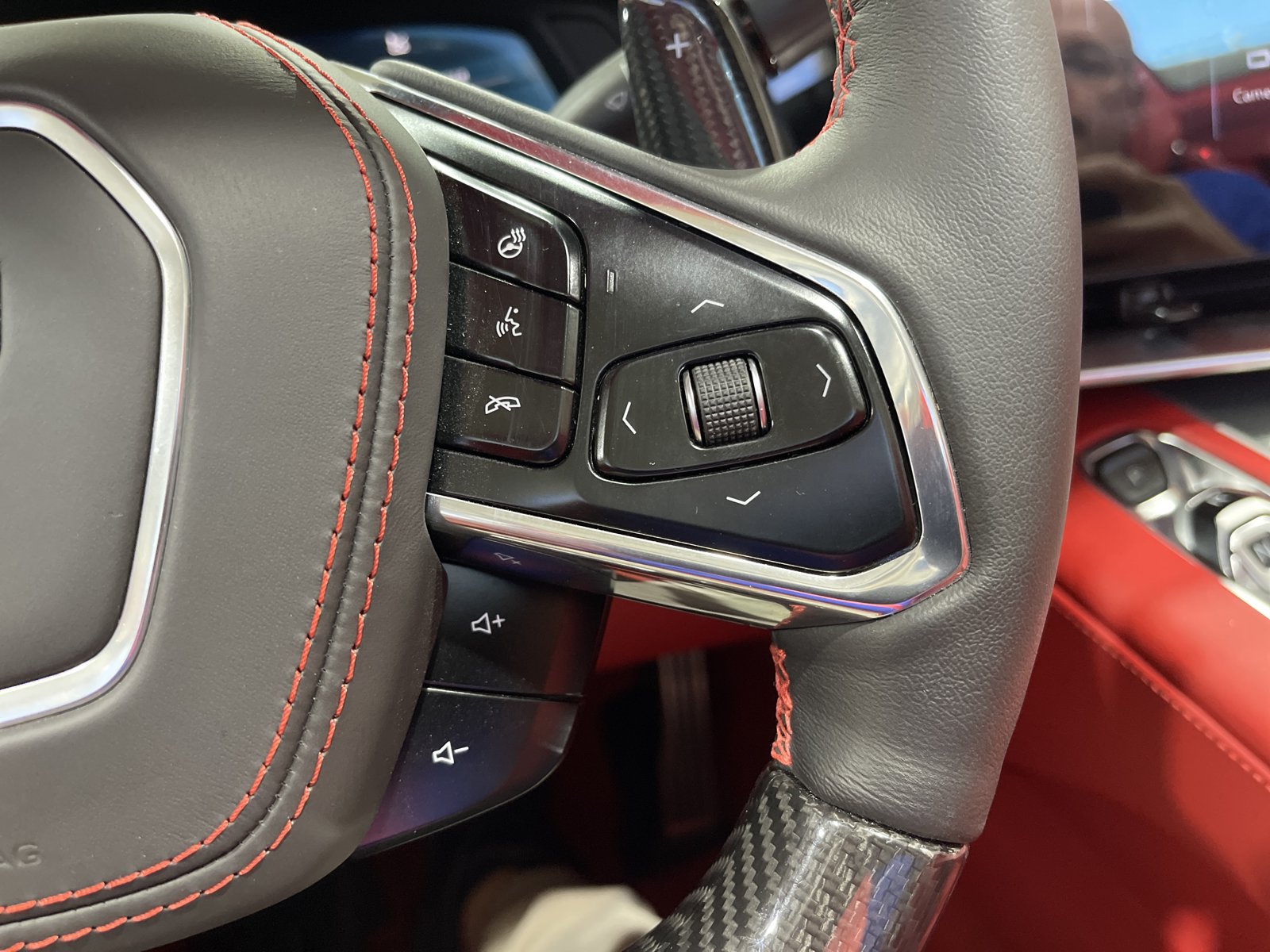 Used 2025 Chevrolet Corvette Z06 RWD image 26