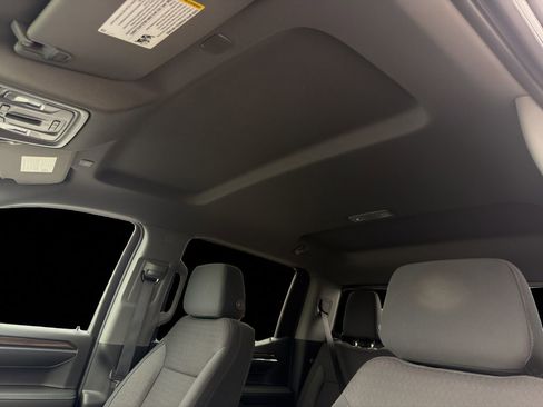Used 2023 Chevrolet Silverado 1500 LT Trail Boss w/ Convenience Package II AWD/4WD image 23