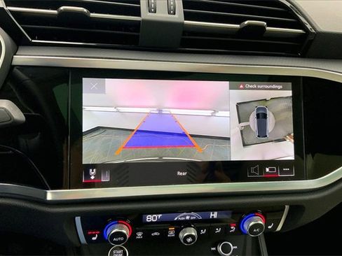 Certified 2024 Audi Q3 2.0T Premium Plus image 21