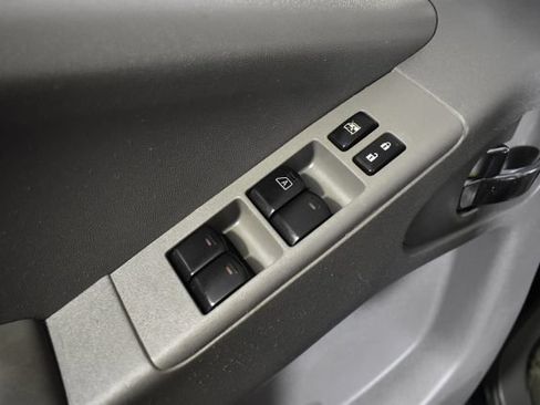 Used 2017 Nissan Frontier Desert Runner RWD image 8