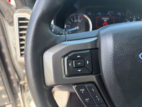 Used 2021 Ford Expedition XLT image 13