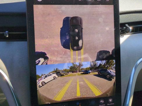 New 2025 Volvo EX90 Ultra image 17