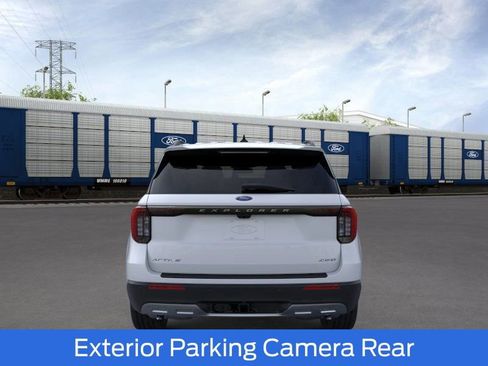 New 2026 Ford Explorer Active image 6