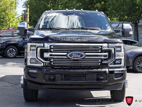 Used 2022 Ford F350 Platinum w/ FX4 Off-Road Package AWD/4WD image 18