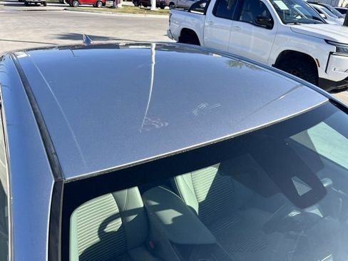 Used 2023 Toyota Camry SE image 8