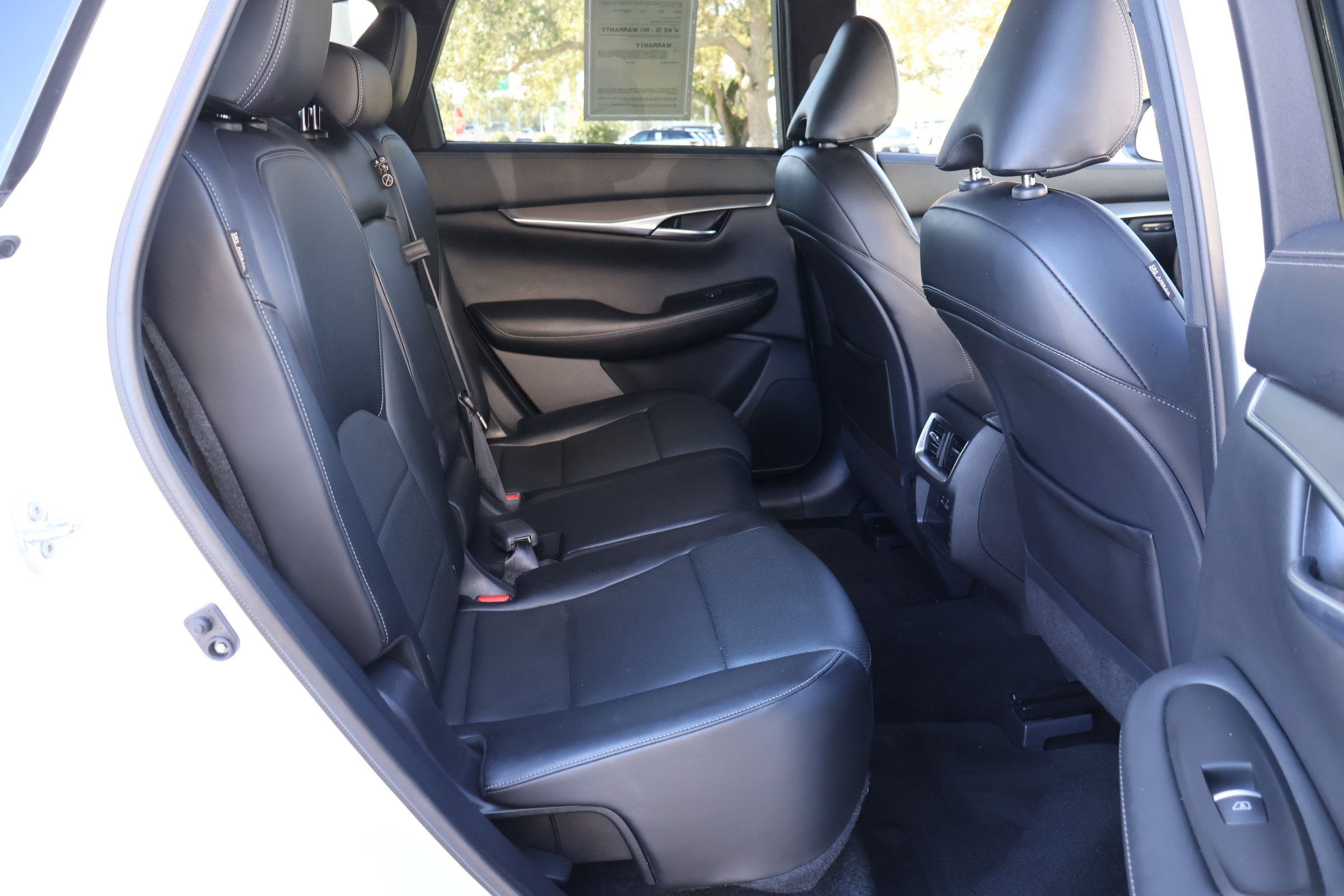 Certified 2023 INFINITI QX50 Luxe FWD image 21