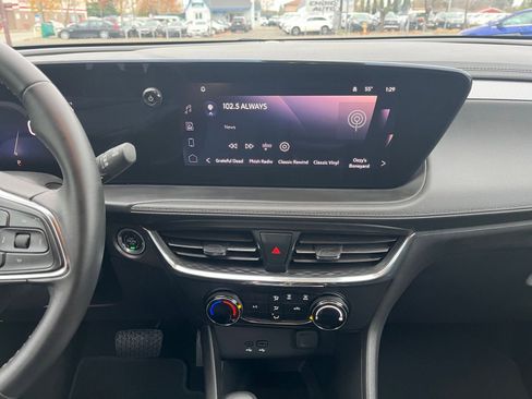 Used 2025 Buick Encore GX Preferred image 18