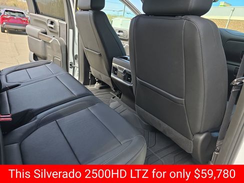 Used 2022 Chevrolet Silverado 2500 LTZ w/ LTZ Convenience Package image 18