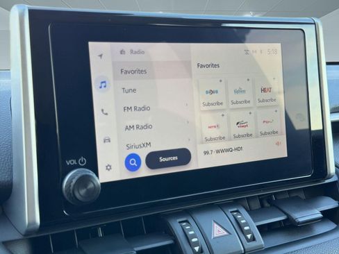 Used 2023 Toyota RAV4 Adventure image 22