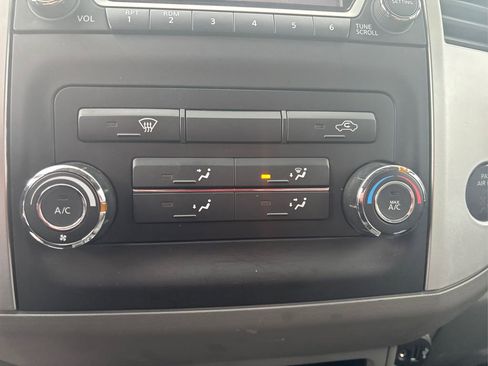 Used 2018 Nissan Frontier SV image 29