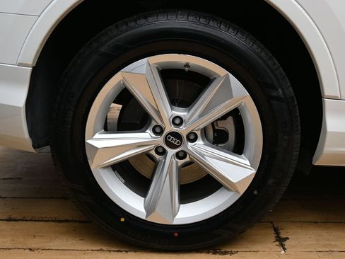 Used 2023 Audi Q7 2.0T Premium AWD/4WD image 14