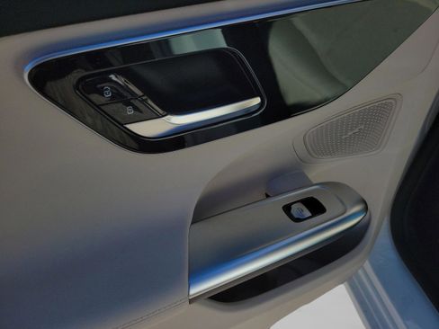 Certified 2025 Mercedes-Benz C 300 Sedan image 30