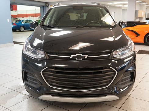 Used 2019 Chevrolet Trax LT w/ LT Convenience Package AWD/4WD image 16