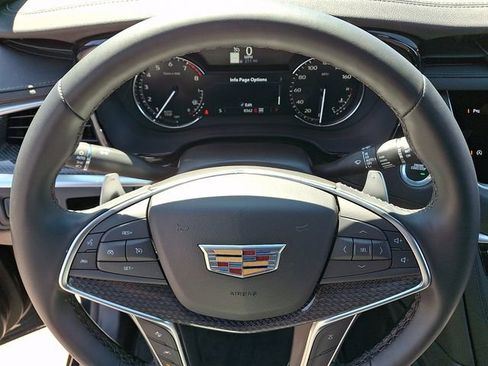 Certified 2025 Cadillac XT5 Sportv image 19