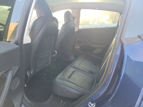 Used 2023 Tesla Model Y Performance image 5