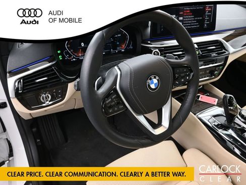 Used 2022 BMW 530i xDrive w/ Executive Package image 15