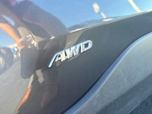 Used 2024 Toyota RAV4 XLE Premium AWD/4WD image 6