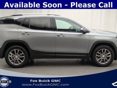 Certified 2024 GMC Terrain SLT image 4