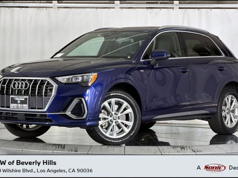 Used 2022 Audi Q3 2.0T Premium AWD/4WD image 1