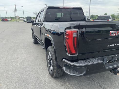 Used 2024 GMC Sierra 3500 Denali w/ Denali Reserve Package AWD/4WD image 19