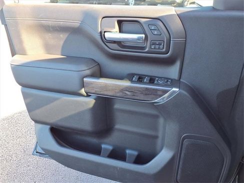 Used 2022 Chevrolet Silverado 1500 LTZ image 14