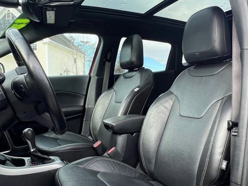 Used 2021 Jeep Compass 80th Special Edition w/ Sun and Sound Group image 10