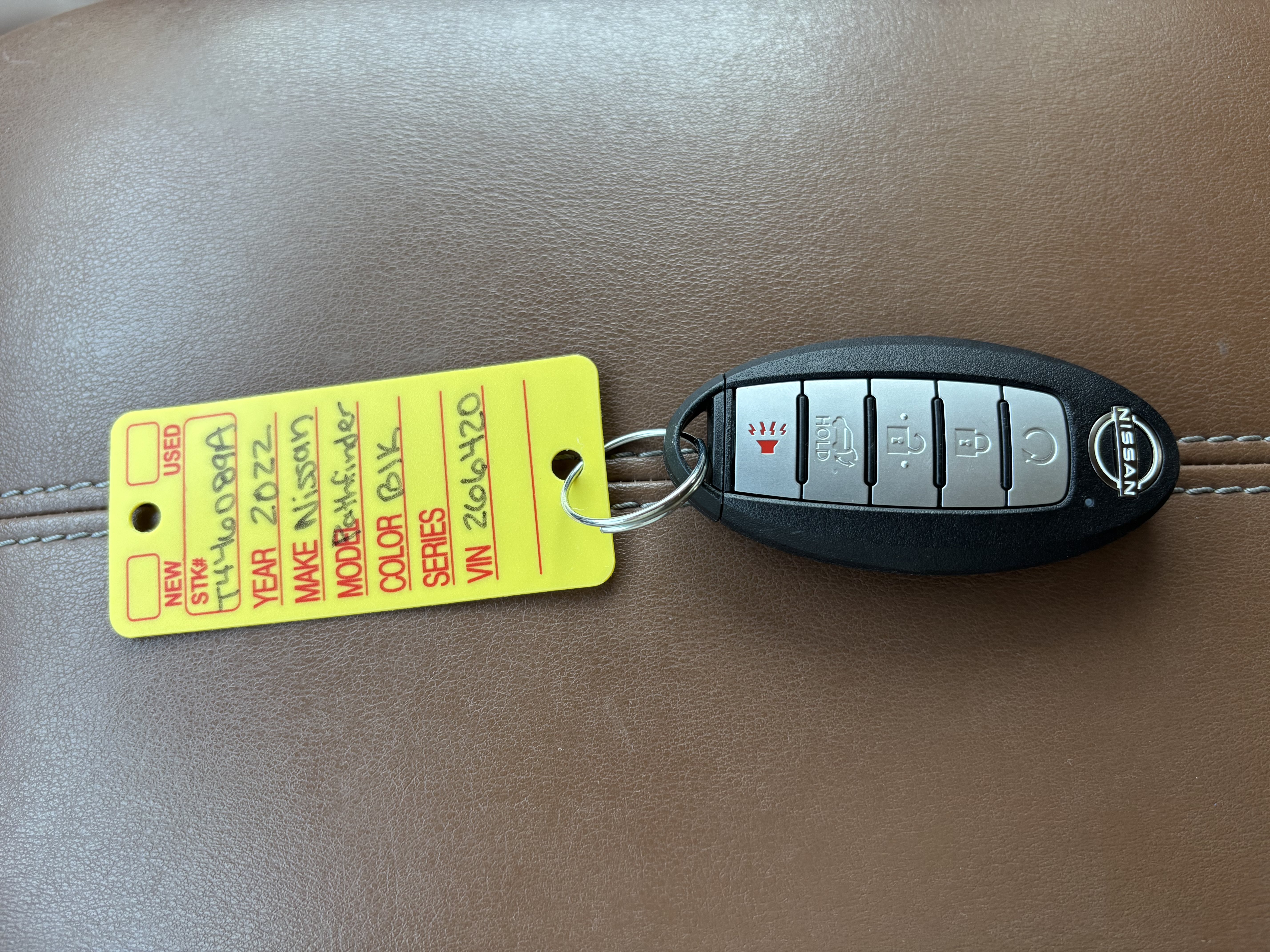 Used 2022 Nissan Pathfinder Platinum AWD/4WD image 12