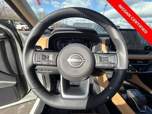 Certified 2023 Nissan Rogue Platinum w/ Platinum Premium Package image 14