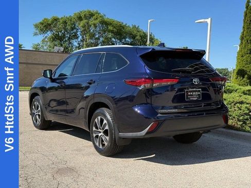 Used 2022 Toyota Highlander XLE AWD/4WD image 5