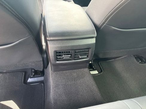 Used 2021 Lexus IS 300 RWD image 17