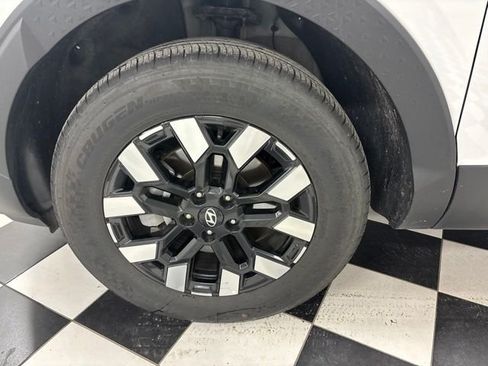 Certified 2025 Hyundai Santa Cruz SE AWD/4WD image 5