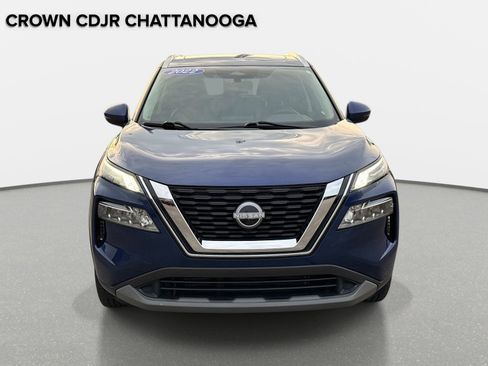 Used 2022 Nissan Rogue SV w/ SV Premium Package image 10