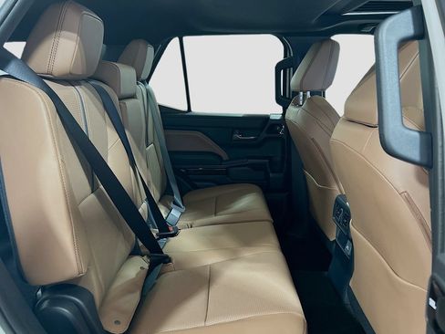 New 2026 Toyota 4Runner Limited AWD/4WD image 28