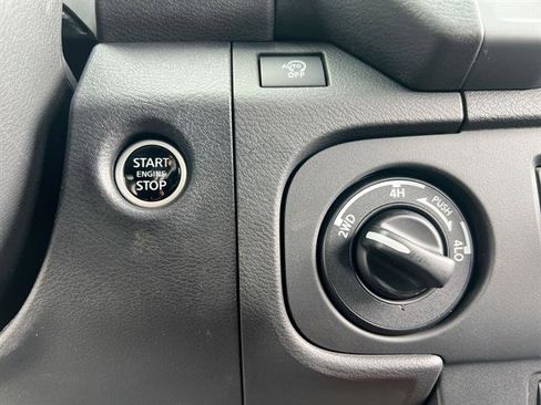 New 2025 Nissan Frontier PRO-4X image 33