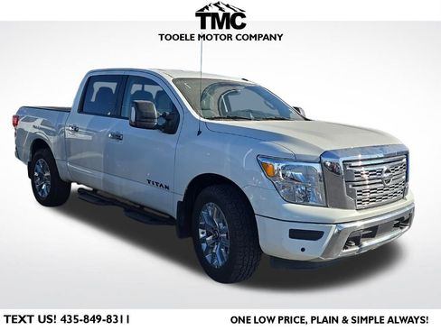 Used 2021 Nissan Titan SV w/ SV Convenience Package image 1