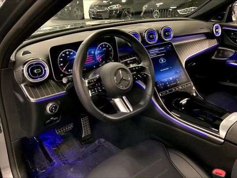 Used 2025 Mercedes-Benz C 300 Sedan image 16