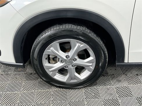 Certified 2023 Honda HR-V LX image 29