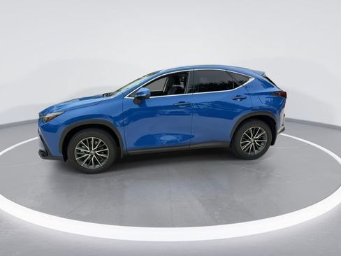 Used 2025 Lexus NX 250 FWD w/ Accessory Package (K3) image 4