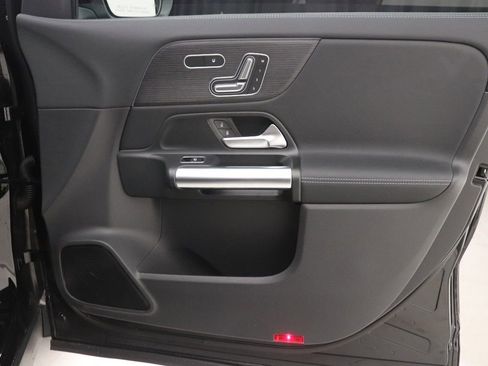 Certified 2026 Mercedes-Benz GLA 250 image 24