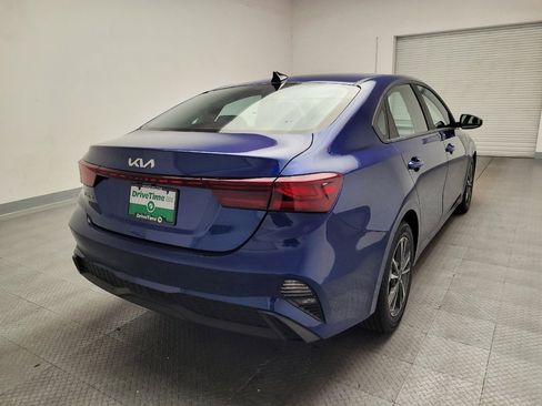 Used 2024 Kia Forte LXS FWD image 7