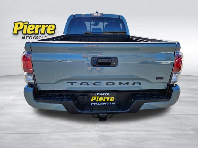 Used 2023 Toyota Tacoma TRD Sport w/ Black Out Package (TMS) AWD/4WD image 4