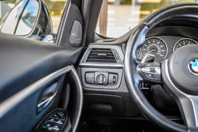 Used 2018 BMW 340i Sedan RWD image 26