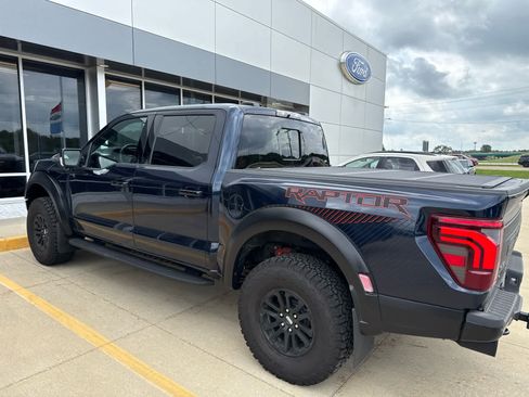 Used 2025 Ford F150 Raptor AWD/4WD image 11