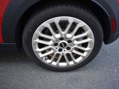Used 2025 MINI Cooper S FWD image 9